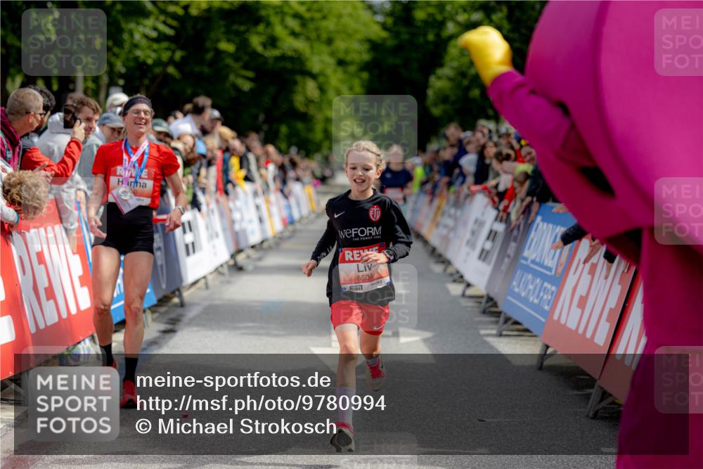 14.06.2026 - REWE Women's Run Michael Strokosch http://msf.ph/oto/9780994 14.06.2026 10:50:16 Laufen 5504, 7 meine-sportfotos.de