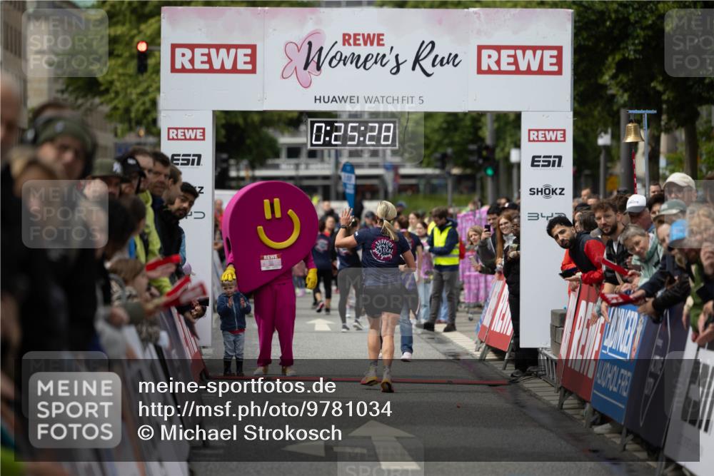 14.06.2026 - REWE Women's Run Michael Strokosch http://msf.ph/oto/9781034 14.06.2026 10:56:00 Laufen 5, 0, 25, 28 meine-sportfotos.de