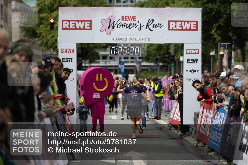 14.06.2026 - REWE Women's Run Michael Strokosch http://msf.ph/oto/9781037 14.06.2026 10:56:01 Laufen 5, 0, 25, 28 meine-sportfotos.de