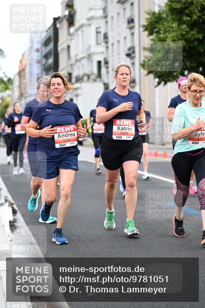 14.06.2026 - REWE Women's Run Dr. Thomas Lammeyer http://msf.ph/oto/9781051 14.06.2026 10:49:49 Laufen 5782, 7, 5929, 5421, 7 meine-sportfotos.de