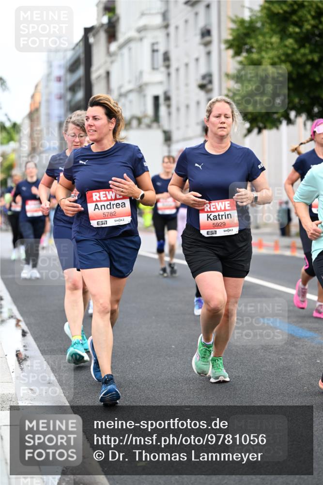 14.06.2026 - REWE Women's Run Dr. Thomas Lammeyer http://msf.ph/oto/9781056 14.06.2026 10:49:50 Laufen 5782, 57, 5929, 7 meine-sportfotos.de