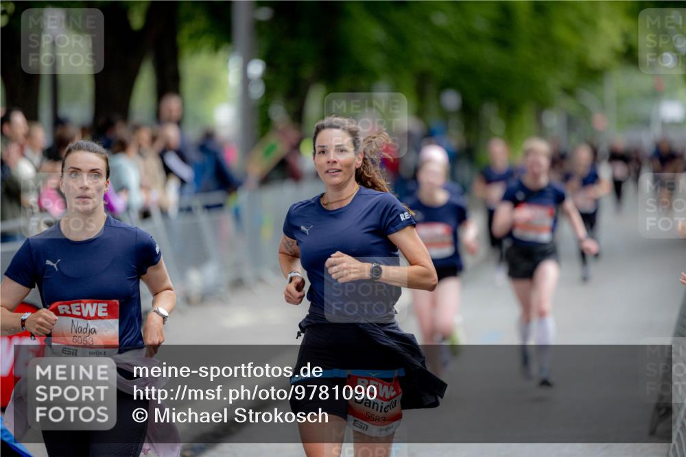 14.06.2026 - REWE Women's Run Michael Strokosch http://msf.ph/oto/9781090 14.06.2026 10:56:44 Laufen 6053, 5583 meine-sportfotos.de