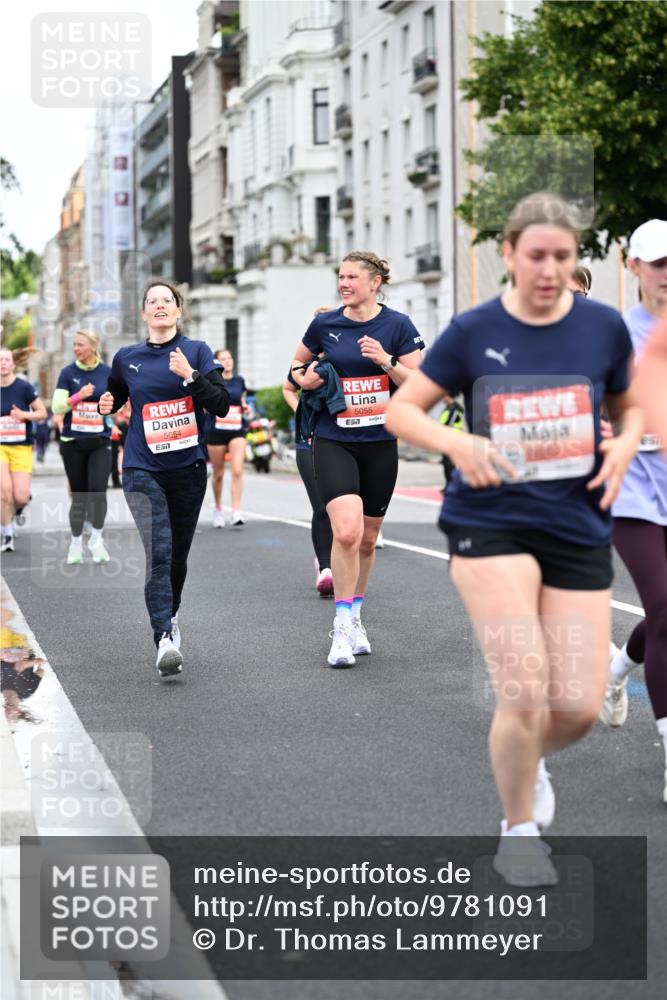 14.06.2026 - REWE Women's Run Dr. Thomas Lammeyer http://msf.ph/oto/9781091 14.06.2026 10:49:52 Laufen 5054, 7, 5055, 7 meine-sportfotos.de