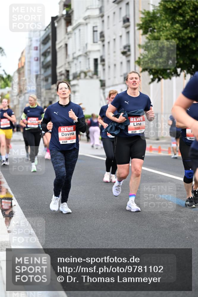 14.06.2026 - REWE Women's Run Dr. Thomas Lammeyer http://msf.ph/oto/9781102 14.06.2026 10:49:52 Laufen 5054, 7, 5055, 57, 57 meine-sportfotos.de