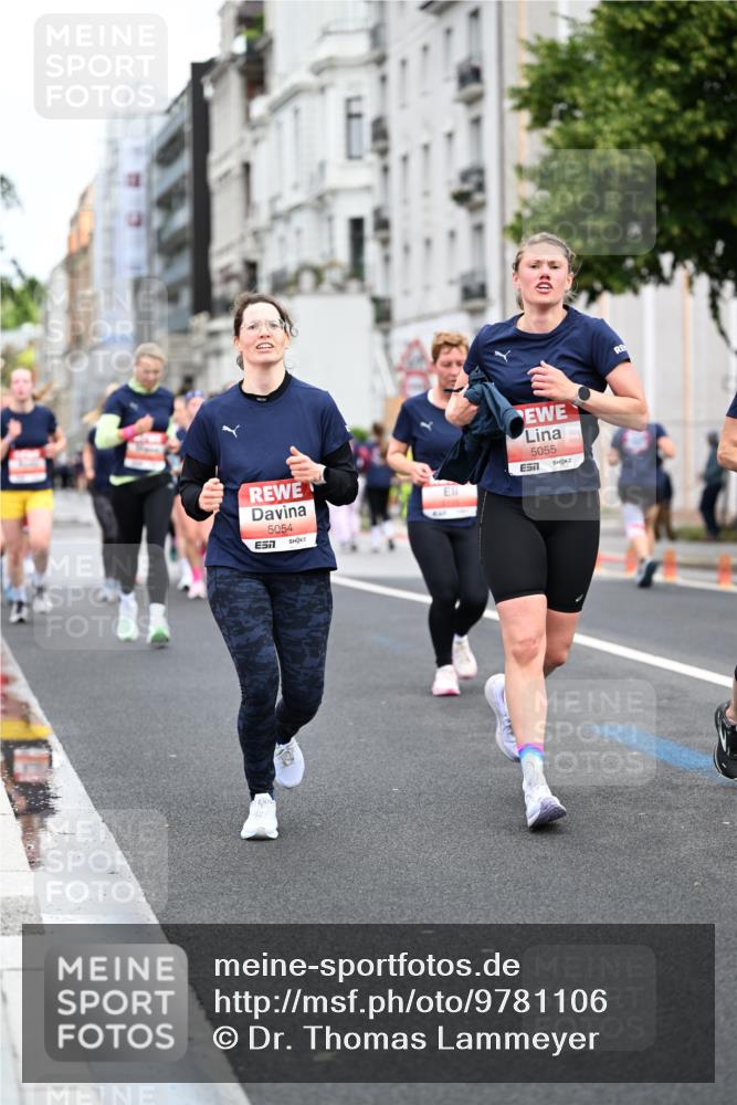 14.06.2026 - REWE Women's Run Dr. Thomas Lammeyer http://msf.ph/oto/9781106 14.06.2026 10:49:53 Laufen 5054, 7, 5055 meine-sportfotos.de