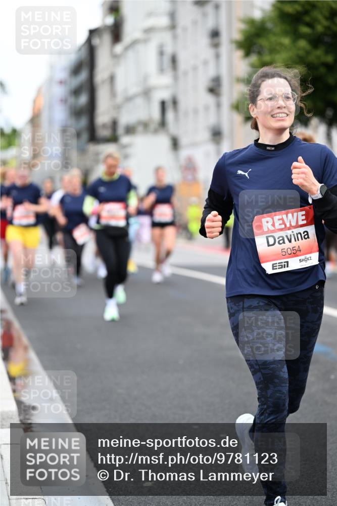 14.06.2026 - REWE Women's Run Dr. Thomas Lammeyer http://msf.ph/oto/9781123 14.06.2026 10:49:54 Laufen 5054 meine-sportfotos.de