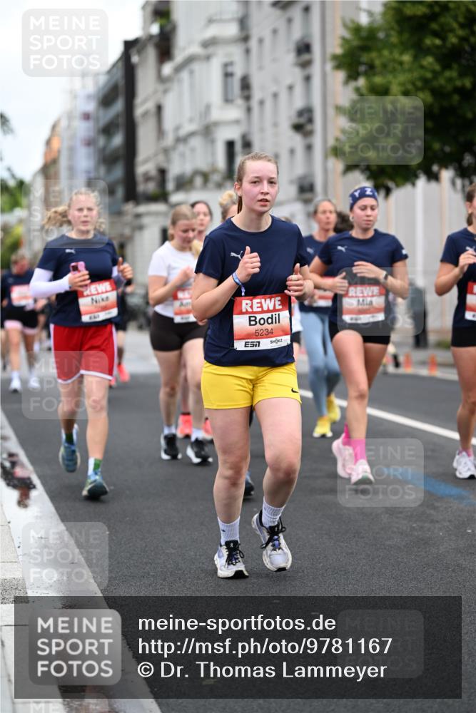 14.06.2026 - REWE Women's Run Dr. Thomas Lammeyer http://msf.ph/oto/9781167 14.06.2026 10:49:57 Laufen 5234 meine-sportfotos.de