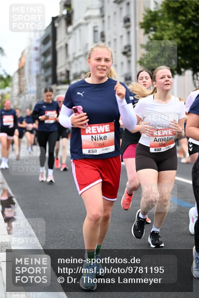 14.06.2026 - REWE Women's Run Dr. Thomas Lammeyer http://msf.ph/oto/9781195 14.06.2026 10:49:58 Laufen 5004, 57, 5547 meine-sportfotos.de