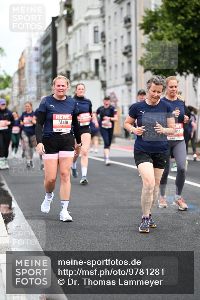 14.06.2026 - REWE Women's Run Dr. Thomas Lammeyer http://msf.ph/oto/9781281 14.06.2026 10:50:04 Laufen 5112, 57, 5286, 57 meine-sportfotos.de
