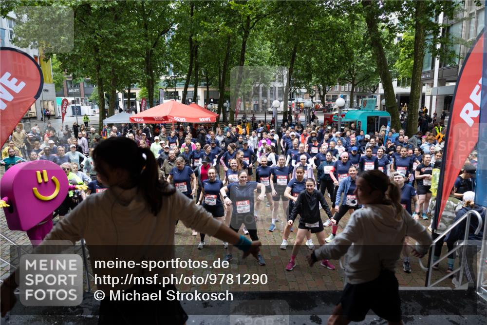 14.06.2026 - REWE Women's Run Michael Strokosch http://msf.ph/oto/9781290 14.06.2026 08:31:10 Laufen  meine-sportfotos.de