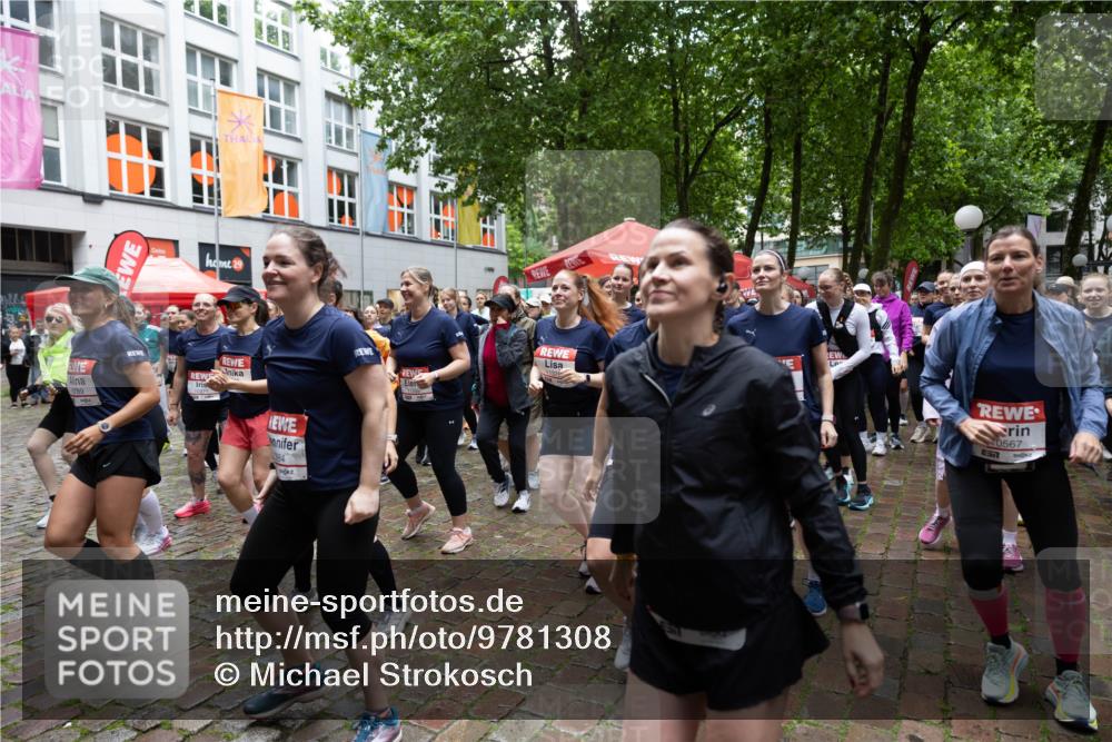 14.06.2026 - REWE Women's Run Michael Strokosch http://msf.ph/oto/9781308 14.06.2026 08:33:07 Laufen 24, 84, 7, 0567 meine-sportfotos.de