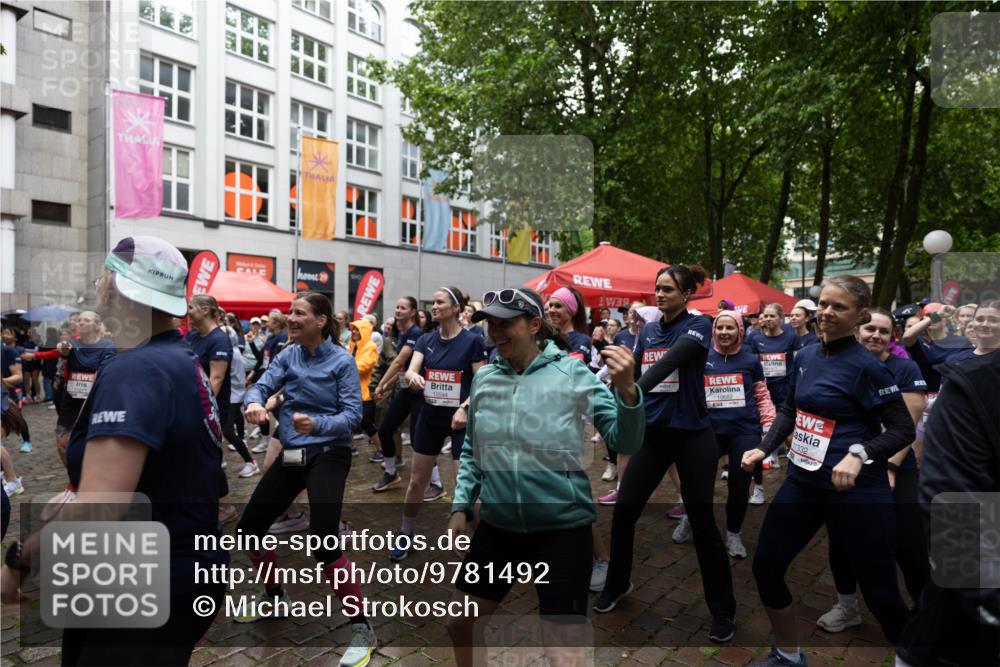 14.06.2026 - REWE Women's Run Michael Strokosch http://msf.ph/oto/9781492 14.06.2026 08:39:19 Laufen 11332 meine-sportfotos.de