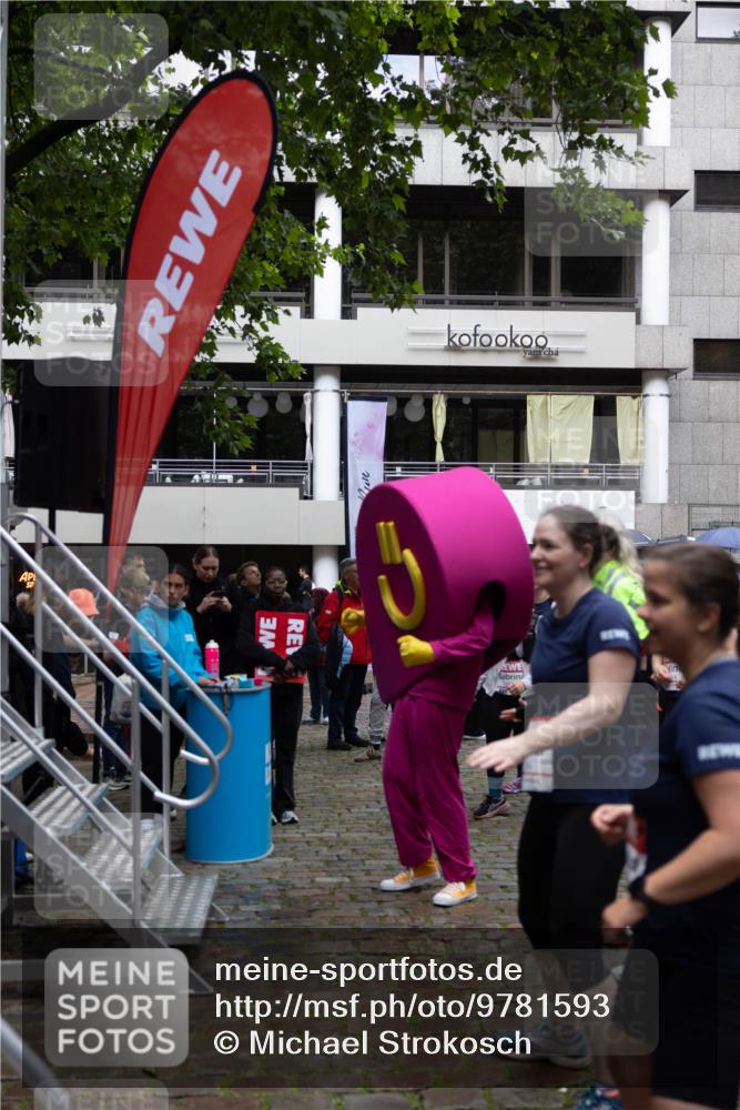 14.06.2026 - REWE Women's Run Michael Strokosch http://msf.ph/oto/9781593 14.06.2026 08:39:32 Laufen  meine-sportfotos.de