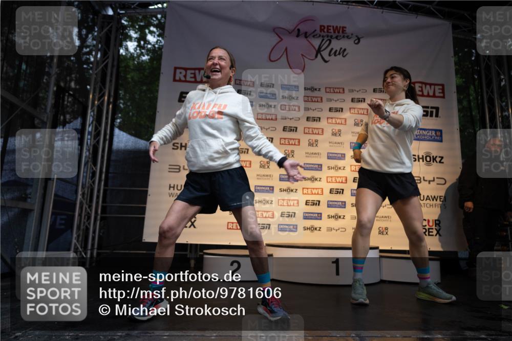 14.06.2026 - REWE Women's Run Michael Strokosch http://msf.ph/oto/9781606 14.06.2026 08:39:39 Laufen 7, 34, 34, 7, 147, 57, 34, 4, 5, 3, 2, 1 meine-sportfotos.de