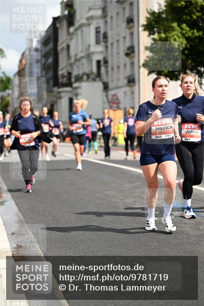 14.06.2026 - REWE Women's Run Dr. Thomas Lammeyer http://msf.ph/oto/9781719 14.06.2026 10:50:32 Laufen 5307, 5242 meine-sportfotos.de
