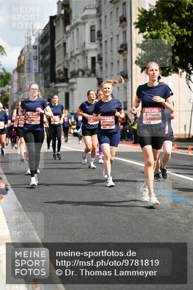 14.06.2026 - REWE Women's Run Dr. Thomas Lammeyer http://msf.ph/oto/9781819 14.06.2026 10:50:38 Laufen 5882, 5885, 5656 meine-sportfotos.de