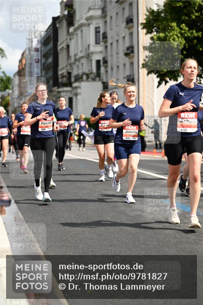 14.06.2026 - REWE Women's Run Dr. Thomas Lammeyer http://msf.ph/oto/9781827 14.06.2026 10:50:38 Laufen 5882, 5885, 5656 meine-sportfotos.de