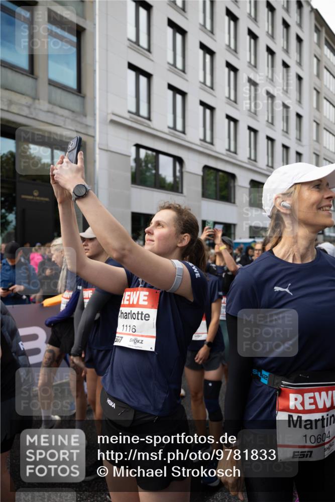 14.06.2026 - REWE Women's Run Michael Strokosch http://msf.ph/oto/9781833 14.06.2026 08:52:00 Laufen 3, 1116, 4767, 10604 meine-sportfotos.de