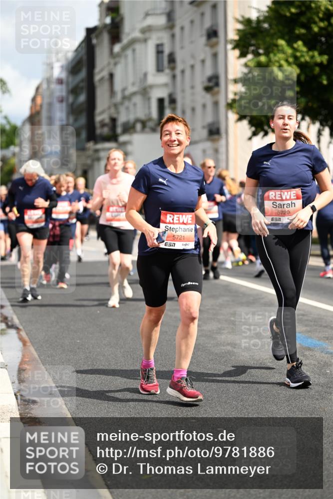 14.06.2026 - REWE Women's Run Dr. Thomas Lammeyer http://msf.ph/oto/9781886 14.06.2026 10:50:42 Laufen 5721, 5720, 7 meine-sportfotos.de