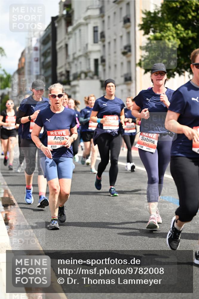 14.06.2026 - REWE Women's Run Dr. Thomas Lammeyer http://msf.ph/oto/9782008 14.06.2026 10:50:50 Laufen 5449, 7, 5343 meine-sportfotos.de
