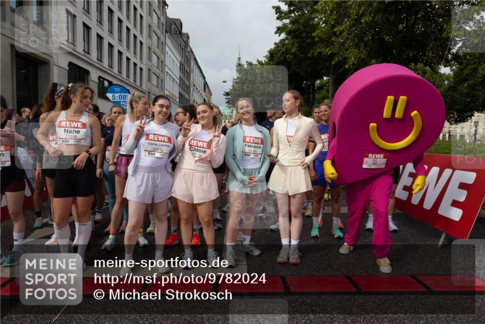 14.06.2026 - REWE Women's Run Michael Strokosch http://msf.ph/oto/9782024 14.06.2026 08:55:23 Laufen 11246, 57, 5, 00, 10136, 10135, 10134 meine-sportfotos.de