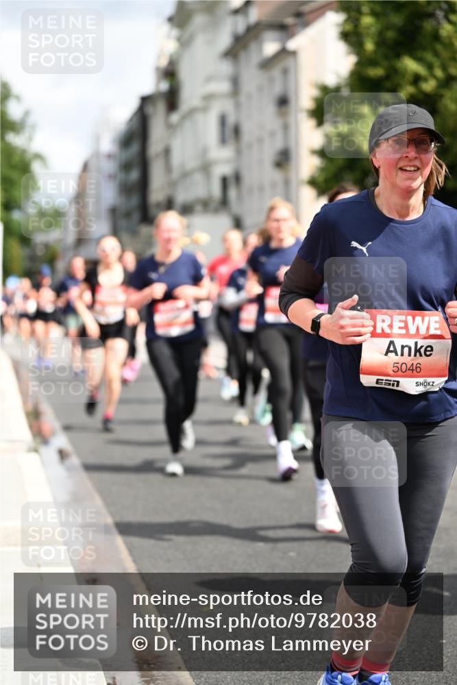 14.06.2026 - REWE Women's Run Dr. Thomas Lammeyer http://msf.ph/oto/9782038 14.06.2026 10:50:52 Laufen 5046 meine-sportfotos.de