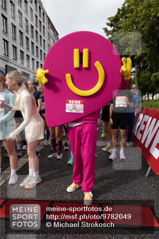 14.06.2026 - REWE Women's Run Michael Strokosch http://msf.ph/oto/9782049 14.06.2026 08:55:36 Laufen 0488, 11, 385, 11471 meine-sportfotos.de