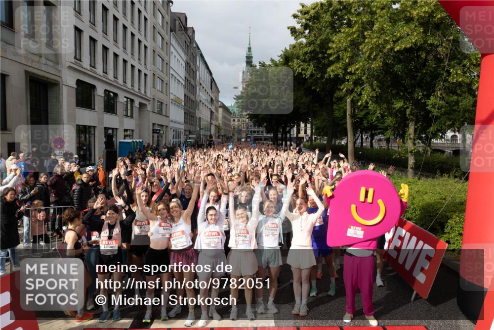 14.06.2026 - REWE Women's Run Michael Strokosch http://msf.ph/oto/9782051 14.06.2026 08:57:01 Laufen  meine-sportfotos.de