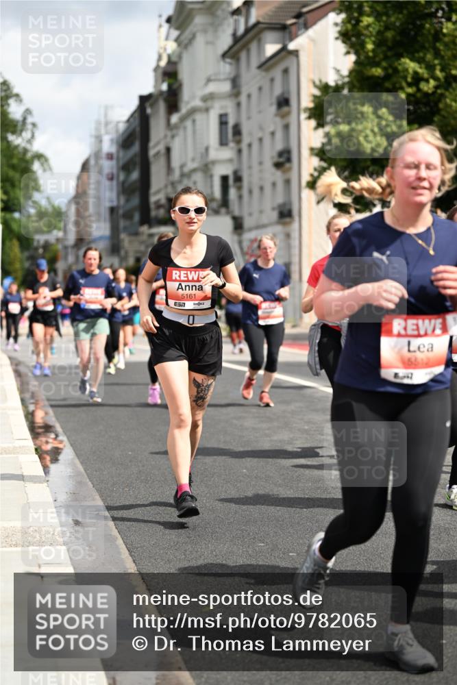 14.06.2026 - REWE Women's Run Dr. Thomas Lammeyer http://msf.ph/oto/9782065 14.06.2026 10:50:54 Laufen 5161, 57, 5612 meine-sportfotos.de