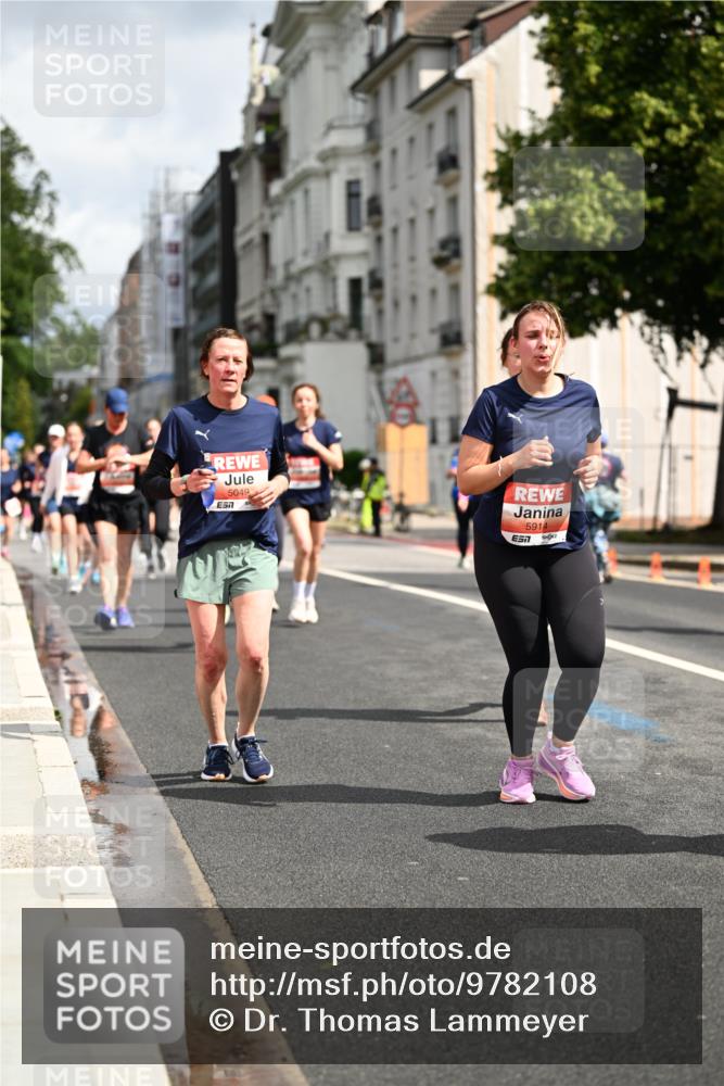 14.06.2026 - REWE Women's Run Dr. Thomas Lammeyer http://msf.ph/oto/9782108 14.06.2026 10:50:57 Laufen 5049, 5914, 7 meine-sportfotos.de