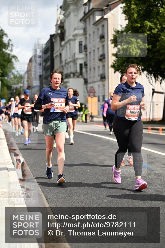14.06.2026 - REWE Women's Run Dr. Thomas Lammeyer http://msf.ph/oto/9782111 14.06.2026 10:50:57 Laufen 5049, 5914, 7 meine-sportfotos.de