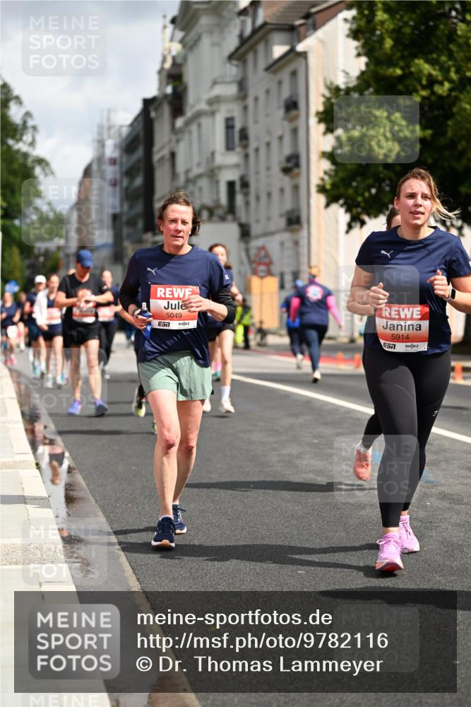 14.06.2026 - REWE Women's Run Dr. Thomas Lammeyer http://msf.ph/oto/9782116 14.06.2026 10:50:57 Laufen 5049, 7, 5914, 7 meine-sportfotos.de