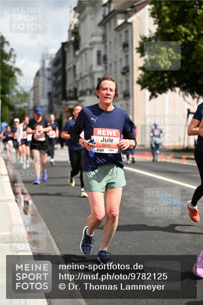 14.06.2026 - REWE Women's Run Dr. Thomas Lammeyer http://msf.ph/oto/9782125 14.06.2026 10:50:58 Laufen 5049 meine-sportfotos.de