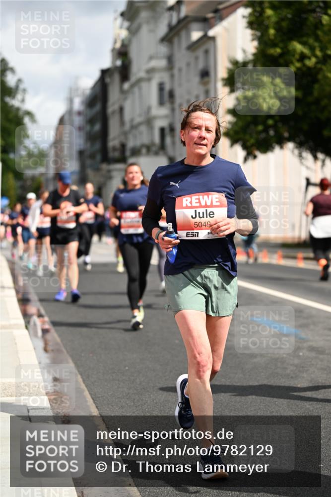 14.06.2026 - REWE Women's Run Dr. Thomas Lammeyer http://msf.ph/oto/9782129 14.06.2026 10:50:58 Laufen 5049 meine-sportfotos.de