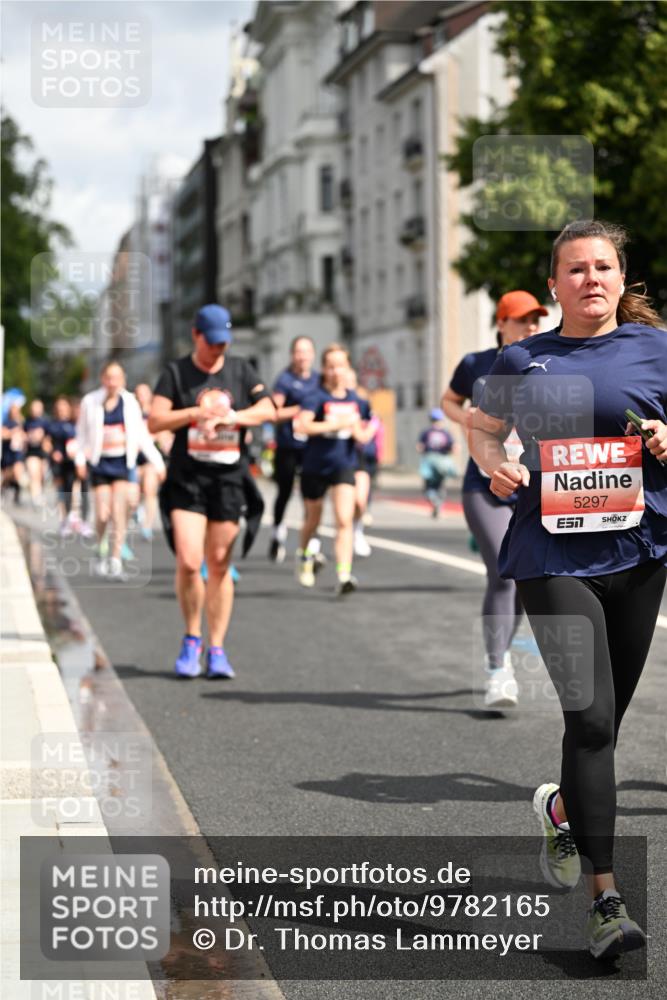 14.06.2026 - REWE Women's Run Dr. Thomas Lammeyer http://msf.ph/oto/9782165 14.06.2026 10:51:00 Laufen 5297, 7 meine-sportfotos.de