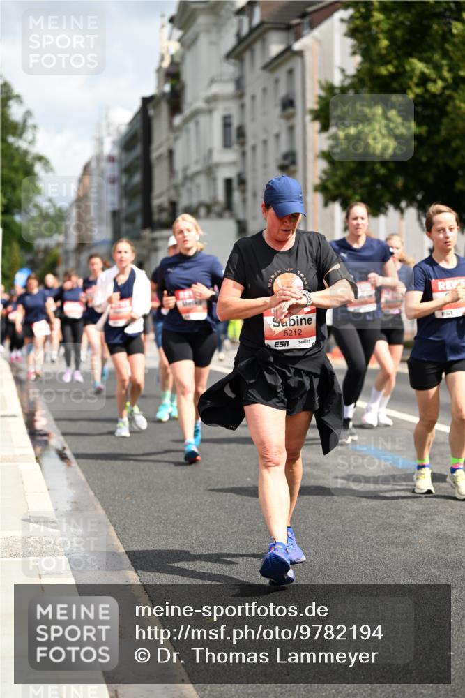 14.06.2026 - REWE Women's Run Dr. Thomas Lammeyer http://msf.ph/oto/9782194 14.06.2026 10:51:02 Laufen 5212 meine-sportfotos.de