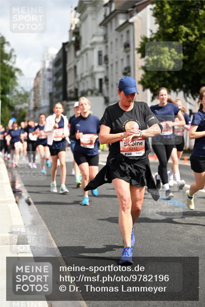 14.06.2026 - REWE Women's Run Dr. Thomas Lammeyer http://msf.ph/oto/9782196 14.06.2026 10:51:02 Laufen 5212 meine-sportfotos.de