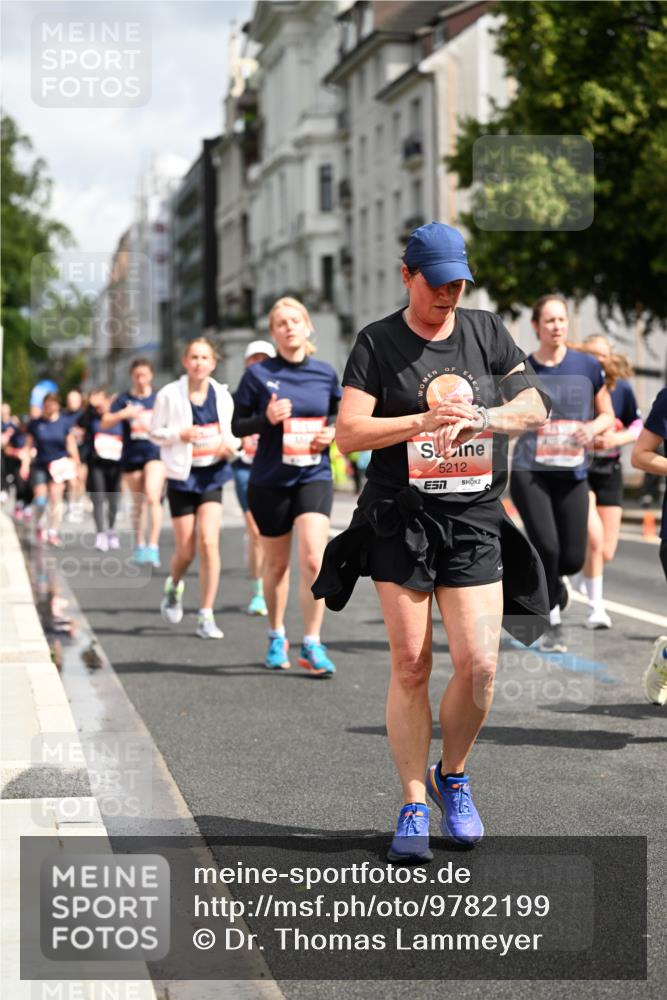14.06.2026 - REWE Women's Run Dr. Thomas Lammeyer http://msf.ph/oto/9782199 14.06.2026 10:51:02 Laufen 5212 meine-sportfotos.de