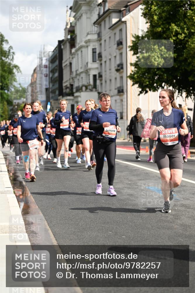 14.06.2026 - REWE Women's Run Dr. Thomas Lammeyer http://msf.ph/oto/9782257 14.06.2026 10:51:08 Laufen 5454, 00, 5688 meine-sportfotos.de