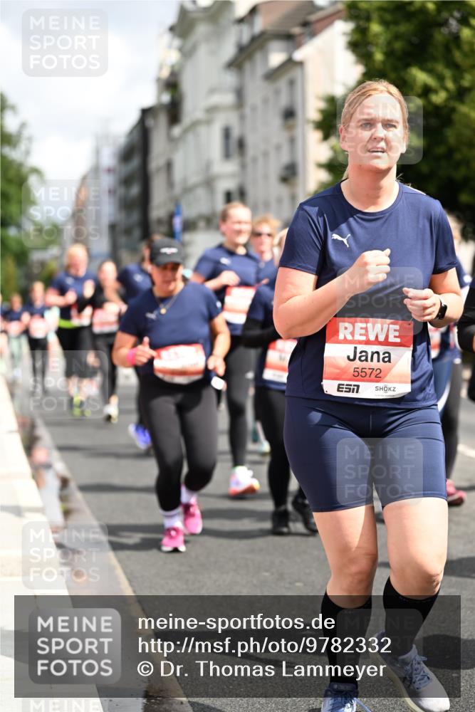 14.06.2026 - REWE Women's Run Dr. Thomas Lammeyer http://msf.ph/oto/9782332 14.06.2026 10:51:13 Laufen 5572 meine-sportfotos.de