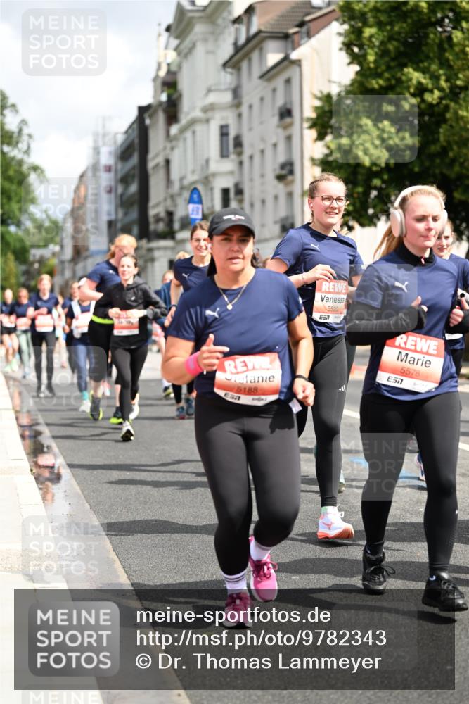14.06.2026 - REWE Women's Run Dr. Thomas Lammeyer http://msf.ph/oto/9782343 14.06.2026 10:51:14 Laufen 5188, 5520, 5578, 7 meine-sportfotos.de