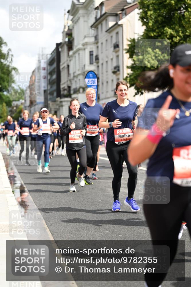 14.06.2026 - REWE Women's Run Dr. Thomas Lammeyer http://msf.ph/oto/9782355 14.06.2026 10:51:15 Laufen 5917, 57, 6, 30, 5241, 57 meine-sportfotos.de