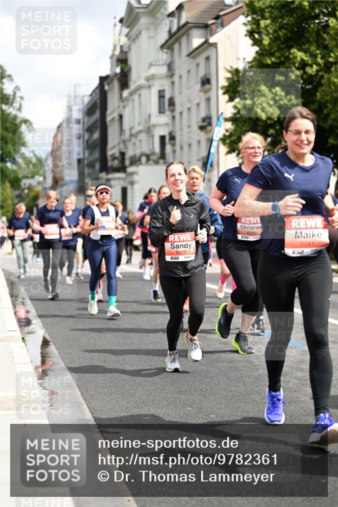 14.06.2026 - REWE Women's Run Dr. Thomas Lammeyer http://msf.ph/oto/9782361 14.06.2026 10:51:16 Laufen 3, 5917, 5659, 5241 meine-sportfotos.de
