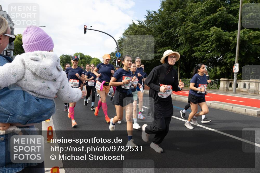 14.06.2026 - REWE Women's Run Michael Strokosch http://msf.ph/oto/9782531 14.06.2026 09:13:41 Laufen 11482 meine-sportfotos.de