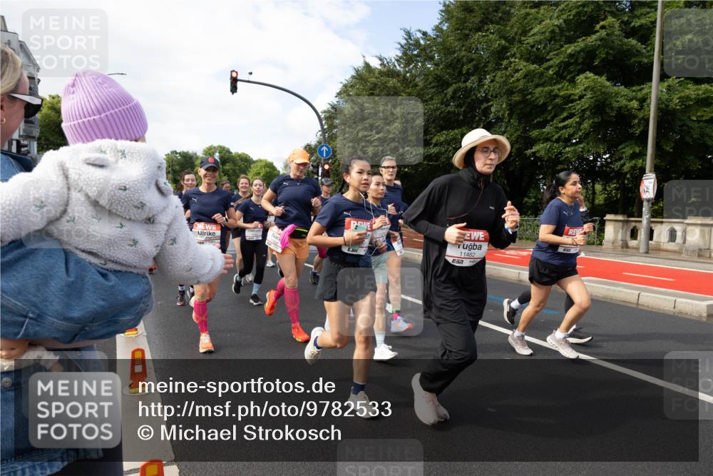 14.06.2026 - REWE Women's Run Michael Strokosch http://msf.ph/oto/9782533 14.06.2026 09:13:41 Laufen 11482 meine-sportfotos.de