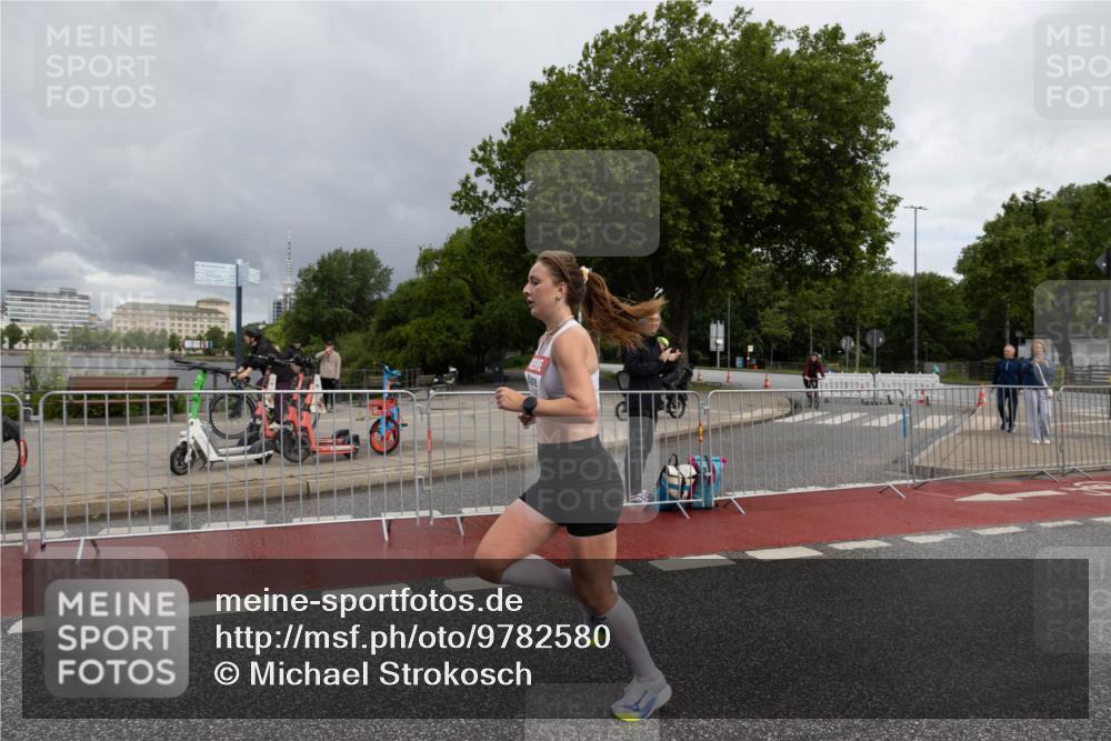 14.06.2026 - REWE Women's Run Michael Strokosch http://msf.ph/oto/9782580 14.06.2026 09:36:11 Laufen  meine-sportfotos.de