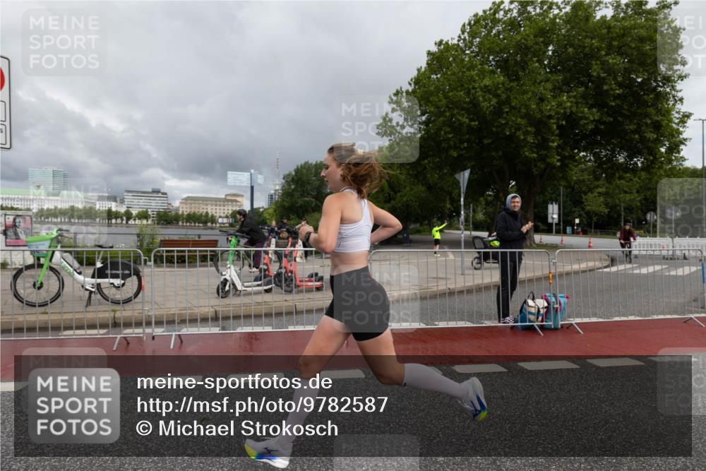 14.06.2026 - REWE Women's Run Michael Strokosch http://msf.ph/oto/9782587 14.06.2026 09:36:11 Laufen  meine-sportfotos.de
