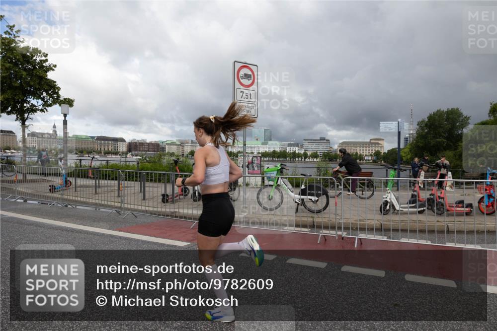 14.06.2026 - REWE Women's Run Michael Strokosch http://msf.ph/oto/9782609 14.06.2026 09:36:12 Laufen 7, 5, 18 meine-sportfotos.de