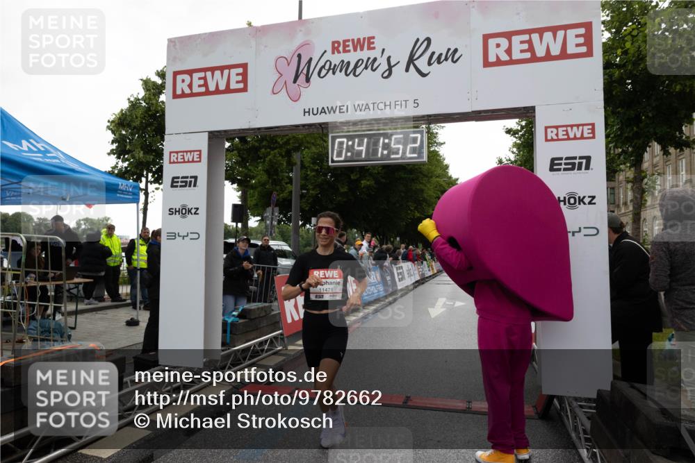 14.06.2026 - REWE Women's Run Michael Strokosch http://msf.ph/oto/9782662 14.06.2026 09:42:33 Laufen 5, 0, 48, 52, 34, 11471, 57 meine-sportfotos.de