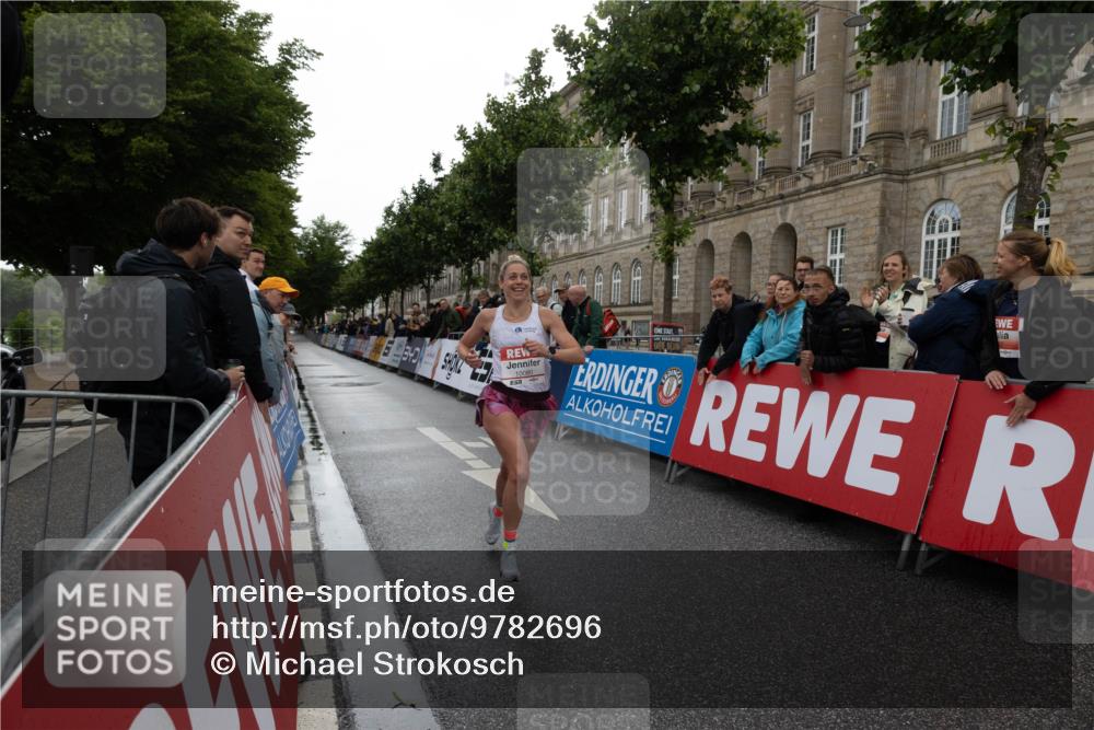 14.06.2026 - REWE Women's Run Michael Strokosch http://msf.ph/oto/9782696 14.06.2026 09:43:23 Laufen  meine-sportfotos.de